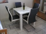jídelní stůl AT-3005WT (SUPER CENA+SKLADEM)